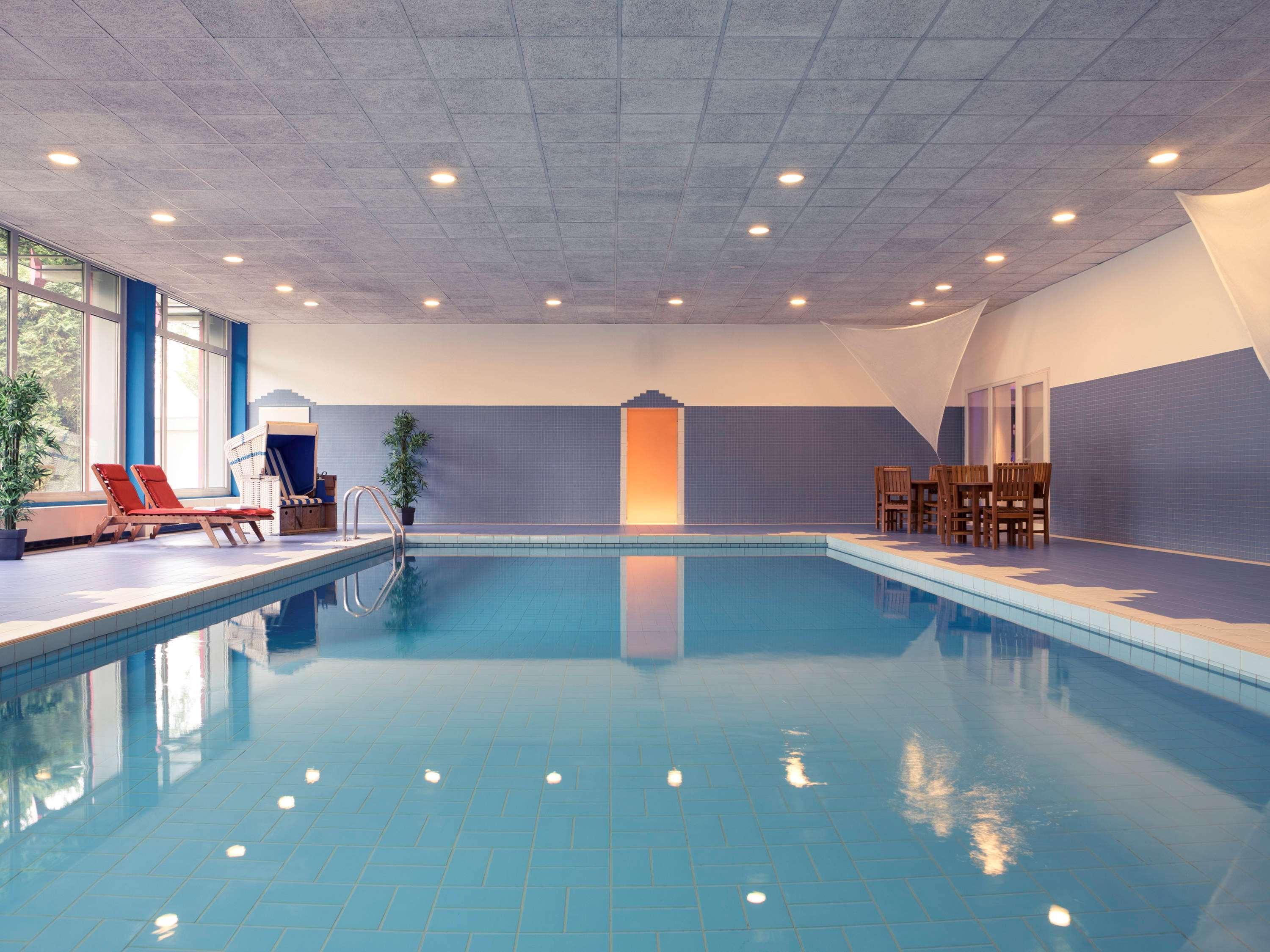Mercure Stuttgart An Der Messe 4*