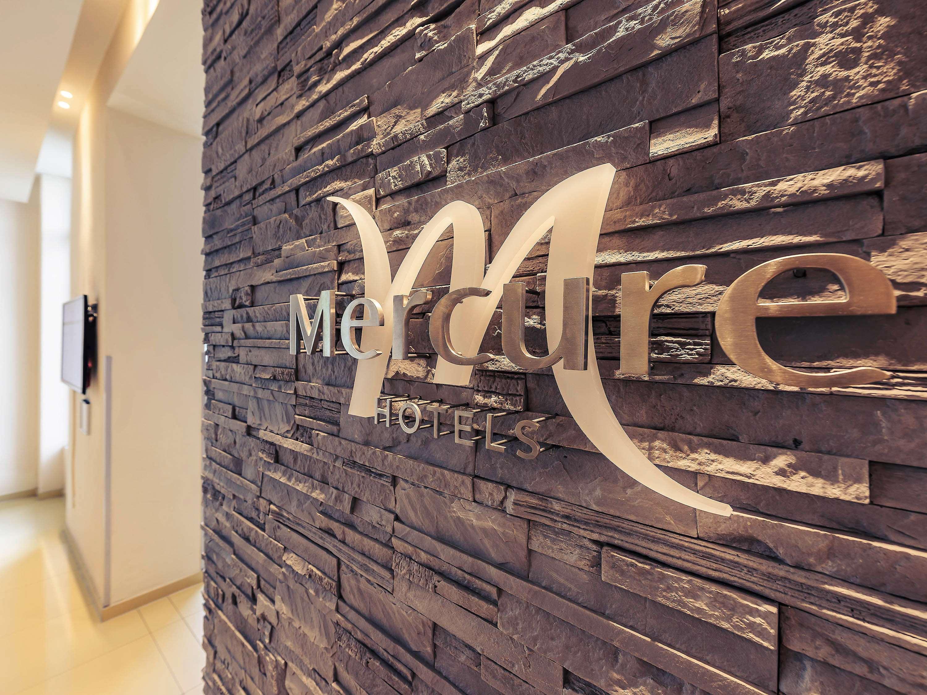 Mercure Stuttgart An Der Messe 4*